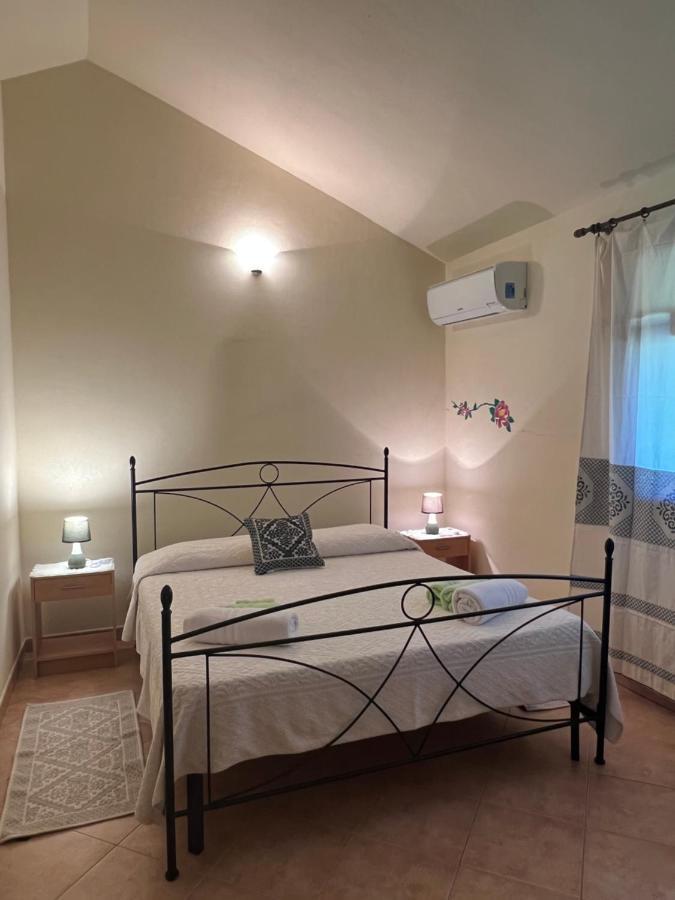 Loceri Agriturismo Su Barraccu מראה חיצוני תמונה