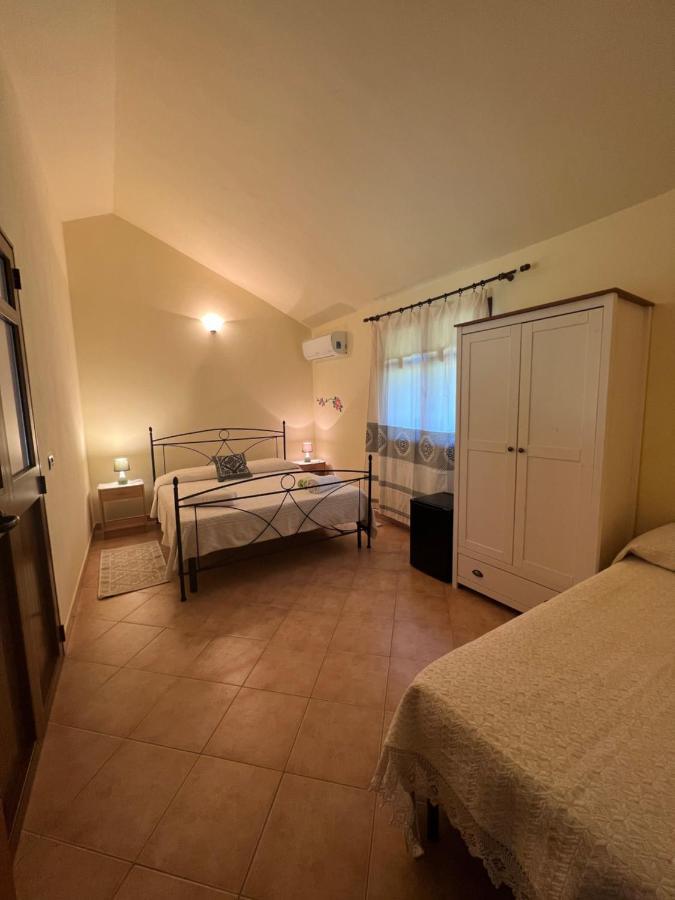 Loceri Agriturismo Su Barraccu מראה חיצוני תמונה
