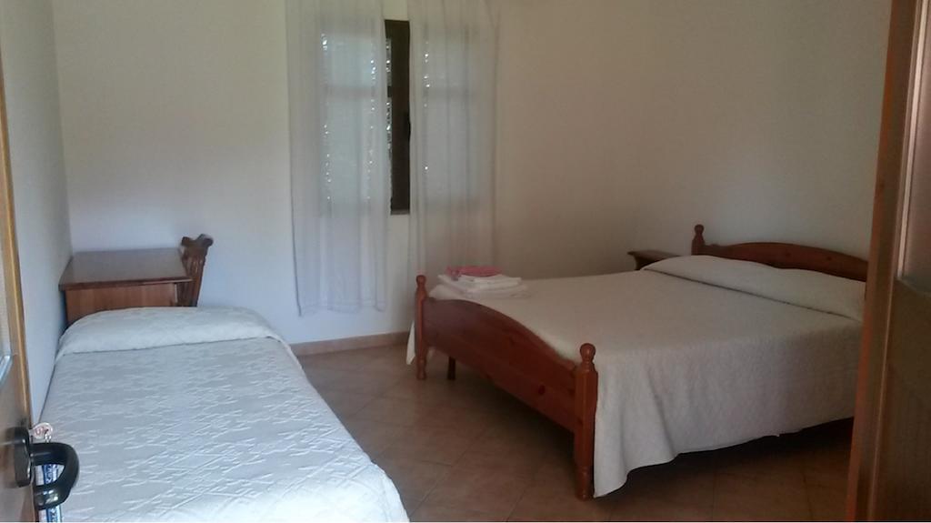 Loceri Agriturismo Su Barraccu חדר תמונה