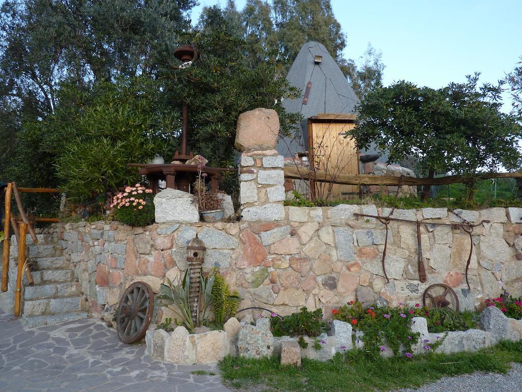 Loceri Agriturismo Su Barraccu מראה חיצוני תמונה